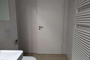 Moderne 2,5 Zimmer EG Wohnung mit Souterrain - EBK, TG, A+, 2010BJ, Garten, Top Lage – Bajuwarenstr. 56, 81825 Gartenstadt Trudering, München – Vorschaubild 20