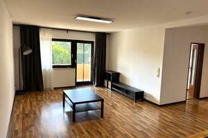 Geräumige 3-Zimmer-Wohnung mit Einbauküche und Westbalkon in Leverkusen-Opladen! – 51379 Opladen, Leverkusen – Vorschaubild 2