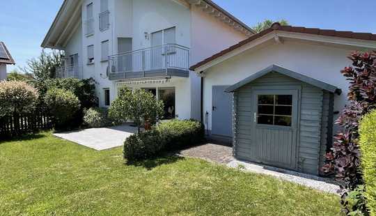 Bild von PRIVATVERKAUF! Wohlfühl-Zuhause in Taunusstein-Neuhof – großzügige DHH mit Garten & Garage
