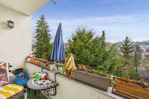 Charmante 4-Zimmer-Wohnung mit Gartenanteil in Stuttgart-Kaltental – Stuttgart – Vorschaubild 9