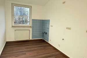 °°° GEMÜTLICHE DACHGESCHOSSWOHNUNG RUHIGER CITY-LAGE °°° – Die vollständige Adresse der Immobilie erhältst du vom Anbieter., 65195 Rheingauviertel / Hollerborn, Wiesbaden – Vorschaubild 17