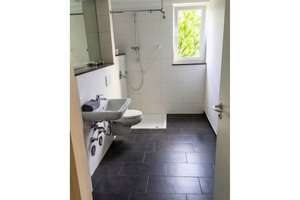 ** Ein Ort zum Wohlfühlen: Moderne 2-Zimmer-Wohnung mit Sonnenbalkon in Bonn-Tannenbusch ** – Pommernstraße 3b, 53119 Tannenbusch, Bonn – Vorschaubild 4