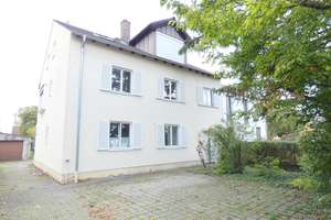 Ingolstadt Ringsee, großzügige 3-Zimmerwohnung mit Balkon – Die vollständige Adresse der Immobilie erhältst du vom Anbieter., 85053 Südost, Ingolstadt – Vorschaubild 4