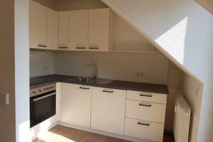 Hoch hinaus ins Dachgeschoss! - Schicke 2-Raum mit EBK und Balkon – Limbacher Str. 57, 9113 Kaßberg, Chemnitz – Vorschaubild 5