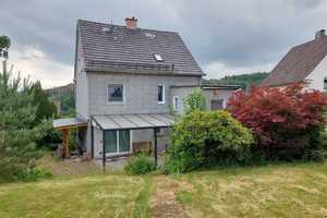 Kernsaniertes Einfamilienhaus mit Zweifamilienhauspotenzial, großem Grundstück und naturnaher Lage – Oberbergischer Kreis – Vorschaubild 3