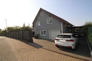 Stilvolles Wohnen trifft Leidenschaft: Glaswand verbindet Wohnraum & Garage – Die vollständige Adresse der Immobilie erhältst du vom Anbieter., 38259 Salzgitter-Bad, Salzgitter – Vorschaubild 16