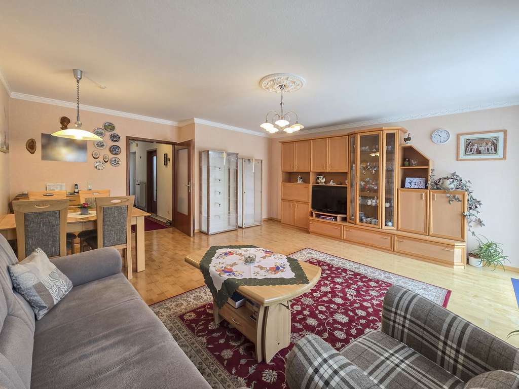 Immobilie in Hohenlockstedt - Ihr neues Familienglück in Hohenlockstedt
- Endreihenhaus mit Garten, Carport und Ausbaureserve - Bild 2