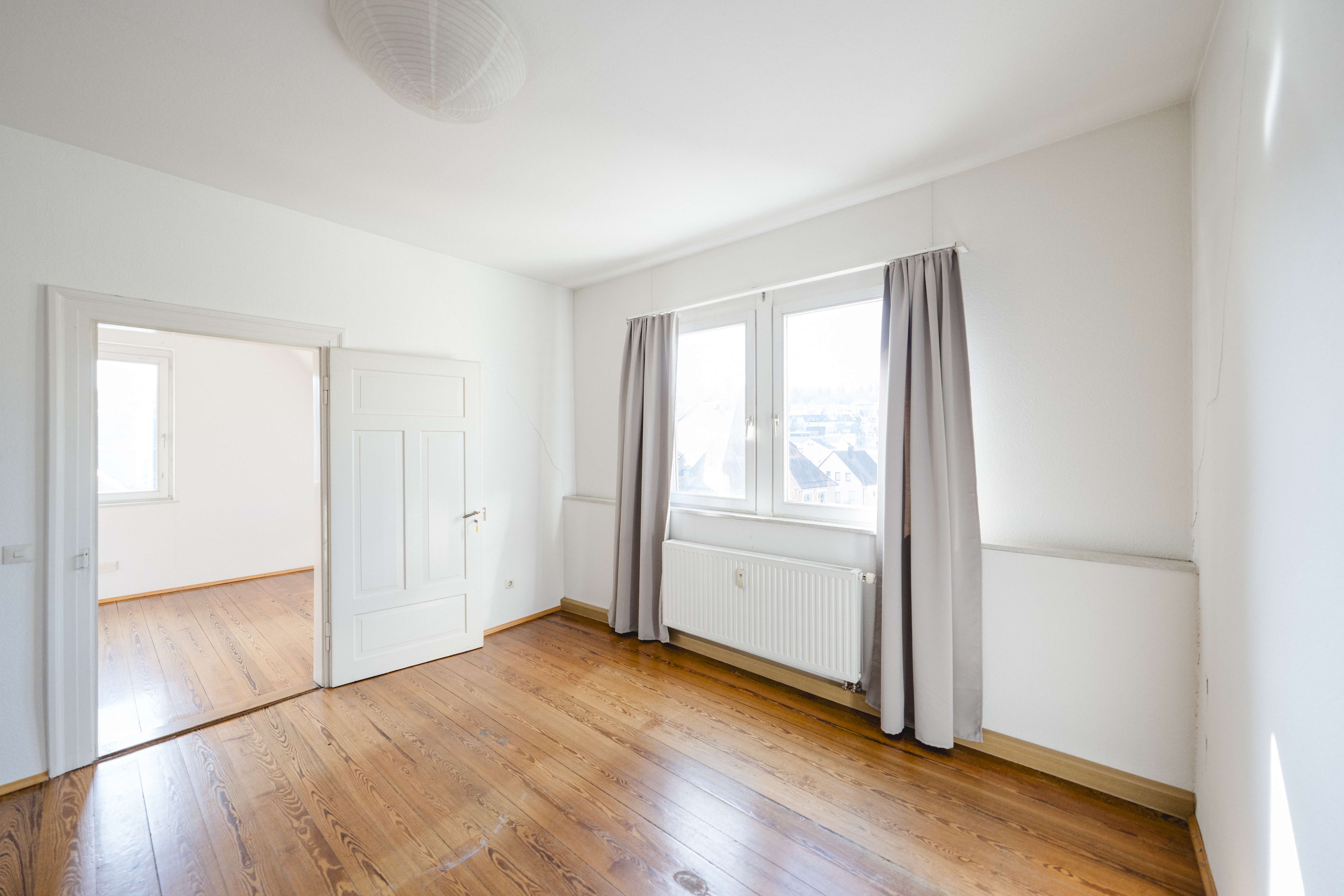 Immobilie in Ispringen - Ein Haus mit Seele: Großzügige Fläche in historischem Gebäude! - Bild 10