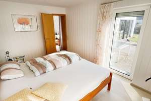 Büsum: Ruhig gelegenes Einfamilienhaus mit 6,5 Zimmer auf Eigenland – Die vollständige Adresse der Immobilie erhältst du vom Anbieter., 25761 Büsum – Vorschaubild 9