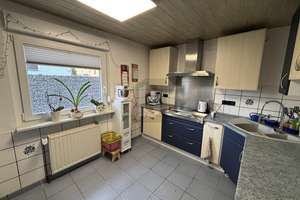 PHOTOVOLTAIK, GUTE LAGE, SCHÖNES GRUNDSTÜCK – Die vollständige Adresse der Immobilie erhältst du vom Anbieter., 66450 Bexbach – Vorschaubild 3