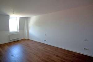 +++DRESDEN-MICKTEN+++ Gut geschnittene Familienwohnung mit Balkon in zentraler Lage! – Leipziger Straße 194, 1139 Mickten, Dresden – Vorschaubild 19