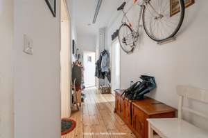 JUWEL: Gepflegte Altbau Eigentumswohnung in zentraler Lage der Südstadt – Die vollständige Adresse der Immobilie erhältst du vom Anbieter., 76137 Südstadt, Karlsruhe – Vorschaubild 2