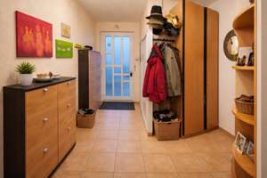 Gepflegtes Reihenmittelhaus in Düsseldorf-Wittlaer – Die vollständige Adresse der Immobilie erhältst du vom Anbieter., 40489 Wittlaer, Düsseldorf – Vorschaubild 2