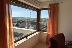 4 Zimmer mit Aussicht - Terrasse, Wärmepumpe, Garage und Stellplatz inklusive – 71549 Auenwald – Vorschaubild 11