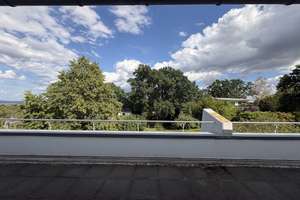Wohnen im Penthouse über den Dächern von Kassel-Wilhelmshöhe, den Bergpark in direkter Nähe – Die vollständige Adresse der Immobilie erhältst du vom Anbieter., 34131 Bad Wilhelmshöhe, Kassel – Vorschaubild 11