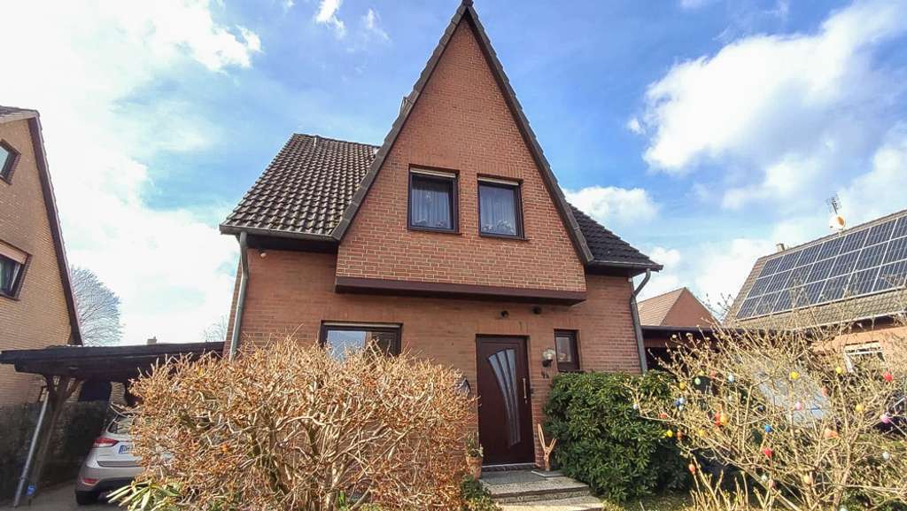 Immobilie in Schwaförden - Schönes Einfamilienhaus mit überdachter Terrasse und Garage in Schwaförden zu verkaufen - Bild 1