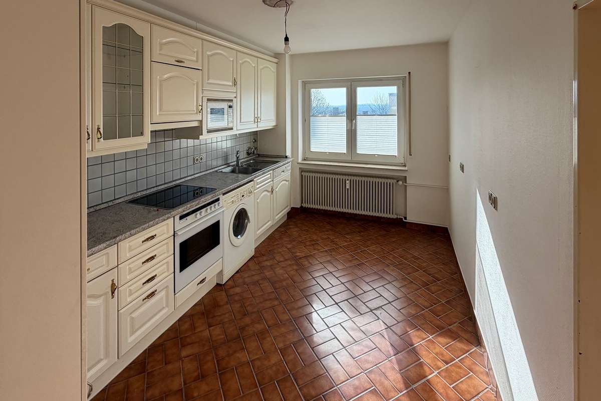 Immobilie in Kronberg - Kronberg:  Große 4-Zimmer-Eigentumswohnung in Feldrandlage - Bild 6