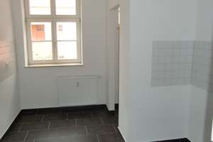 ***CONNEWITZ***Schön geschnittene 3-Raumwohnung mit Parkett und Loggia***Nur SELTEN im VERKAUF*** – Hildebrandstraße 39c, 4277 Connewitz, Leipzig – Vorschaubild 8