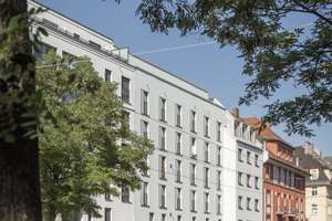 Studieren & wohlfühlen - einzelnes WG-Zimmer (2-er WG) im 6.OG mit Dachterrasse in Uni-Nähe zu vermi – 80634 Neuhausen, München – Vorschaubild 1