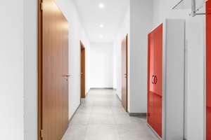 Lichtverwöhnte Penthousewohnung ! Barrierefrei + Energiesparend !
 – 63065 Klinikum Offenbach, Offenbach am Main – Vorschaubild 15