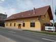 Gut eingeführte Gaststättengebäude mit Biergarten und geplantem Wohnungsausbau im Dachgeschoss