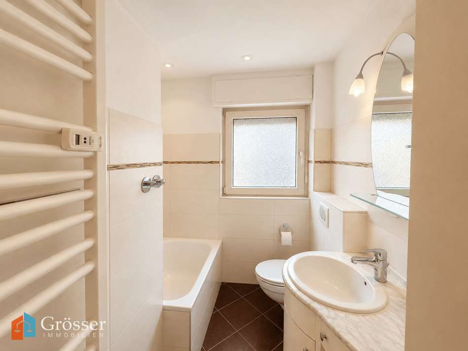 Badezimmer EG
