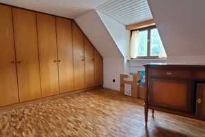 DOPPELHAUSHÄLFTE MIT 3 WOHNEINHEITEN - FLEXIBLE NUTZUNG MÖGLICH - FREI - SOFORT VERFÜGBAR – Tiefenbachstraße 44, 70329 Stuttgart – Vorschaubild 11