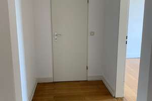 sehr zentral gelegene, großzügig geschnittene 3-Zimmer-Wohnung in Köln-Deutz – Gotenring 3a, 50679 Deutz, Köln – Vorschaubild 11