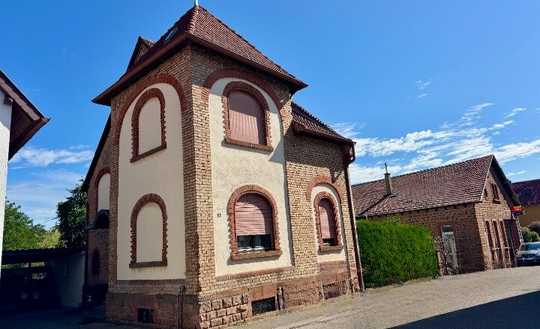Charmantes freistehendes Einfamilienhaus mit historischem Charakter und Garten in Edenkoben