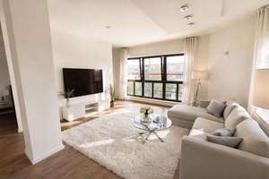 Penthouse-Loft mit Dachterrasse + Furnished + Voll Möbliert – 63067 Messehalle, Offenbach am Main – Vorschaubild 3