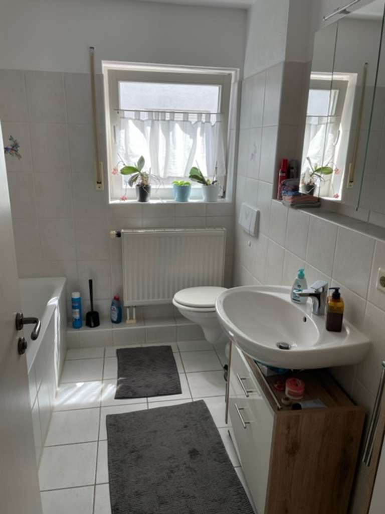 Immobilie in Uhldingen-Mühlhofen - Schöne 2 ZimmerWohnung
im Herzen von Oberuhldingen - Bild 3