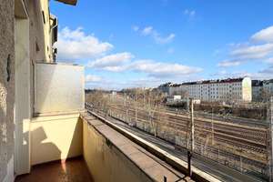 Altbau-Investment in Berlin-Lichtenberg | 4 Wohnungen im Paket | eine Einheit ab 2028 FREI – Die vollständige Adresse der Immobilie erhältst du vom Anbieter., 10365 Lichtenberg (Ortsteil), Berlin – Vorschaubild 4