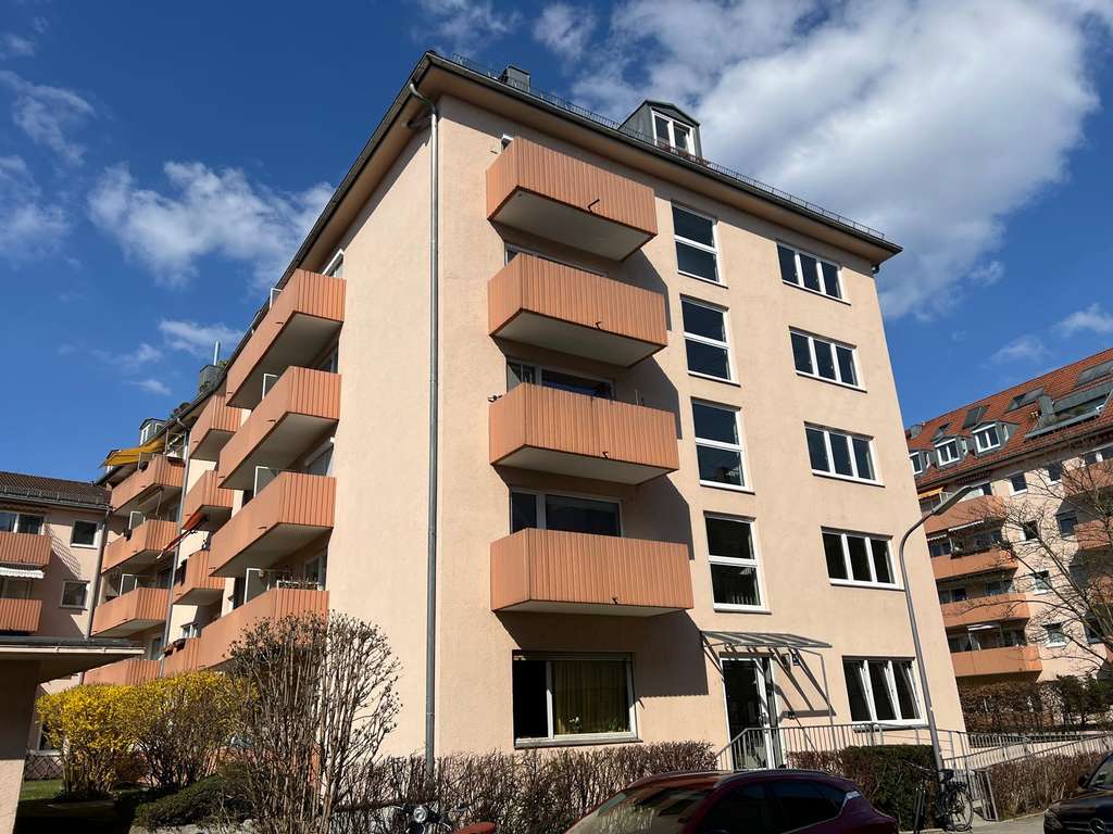 Immobilie in München - ERBPACHT!  1-ZIMMER-WOHNUNG MIT BALKON -  SOFORT BEZIEHBAR - Bild 0