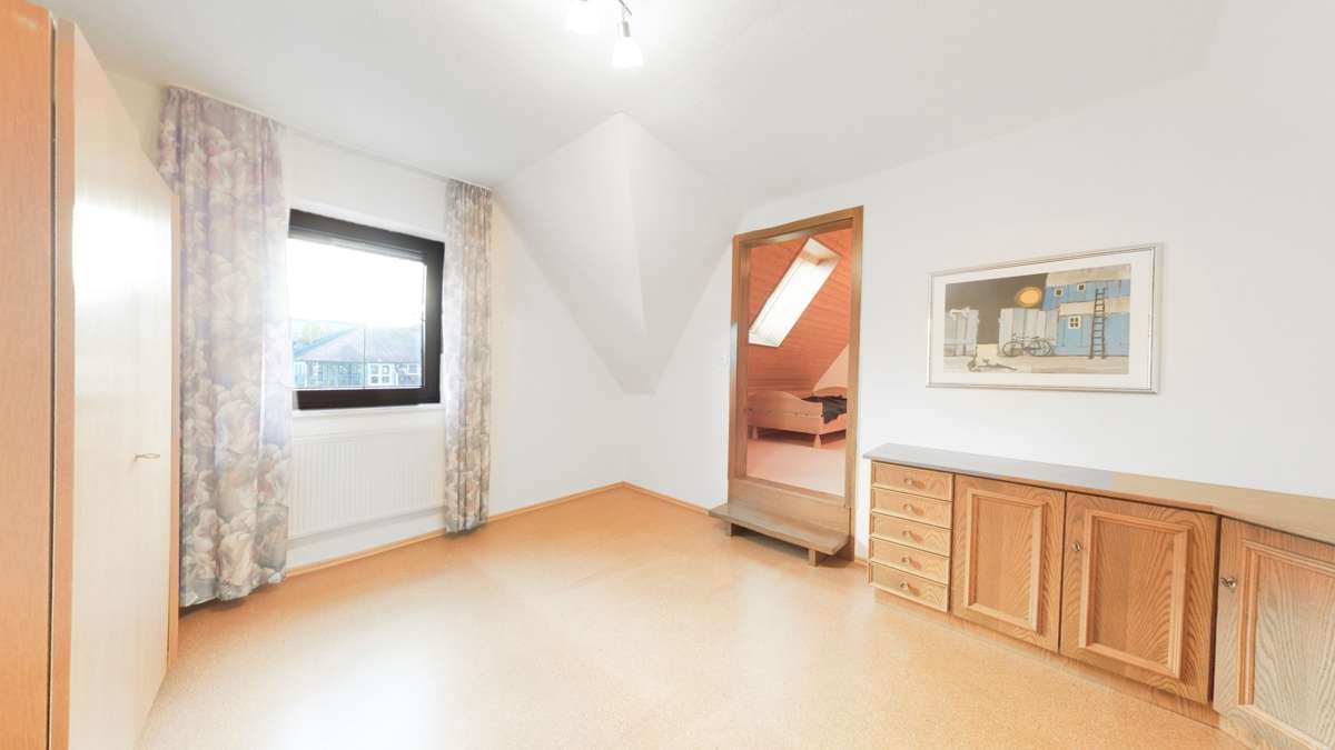 Immobilie in Walkertshofen - Charmant, solide, ausbaufähig ist dieses Einfamilienhaus in Walkertshofen - Bild 4