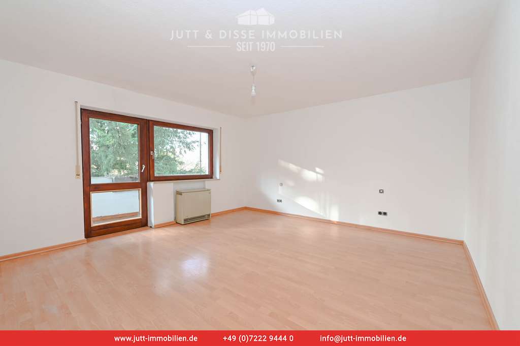 Immobilie in Bischweier - Große 3 Zimmerwhg. mit sonnigem Balkon und Parkplatz in guter Wohnlage in Bischweier - Bild 3