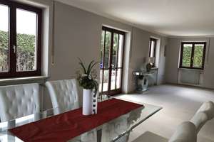 Traumhafte Gepflegte Villa mit 4 Zimmern und EBK in Augsburg-Haunstetten und herrlichem Garten – Die vollständige Adresse der Immobilie erhältst du vom Anbieter., 86179 Haunstetten-West, Augsburg – Vorschaubild 12