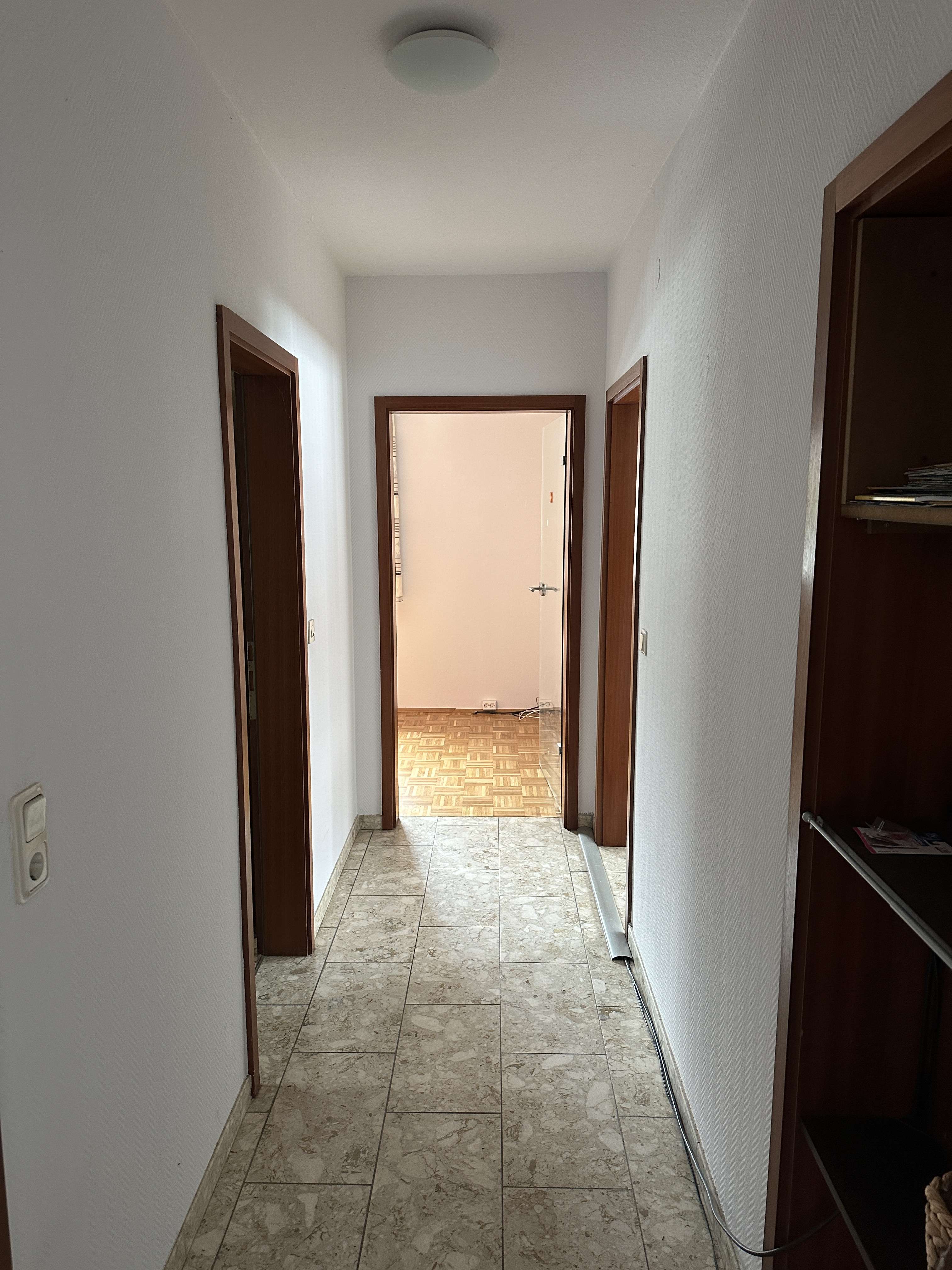 Immobilie in Hardegsen - Großes Einfamilienhaus mit viel Nutzfläche und tollem Garten - Bild 16