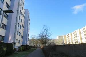 H.-Sahlkamp, helles 1-Zi.-Appartment mit EBK und Loggia. – Die vollständige Adresse der Immobilie erhältst du vom Anbieter., 30657 Sahlkamp, Hannover – Vorschaubild 3