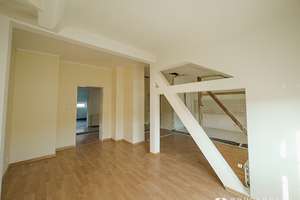 3-4 Zimmer: Maisonette-Dachgeschosswohnung mit Terrasse direkt auf der Luegallee – Luegallee 10, 40545 Oberkassel, Düsseldorf – Vorschaubild 15