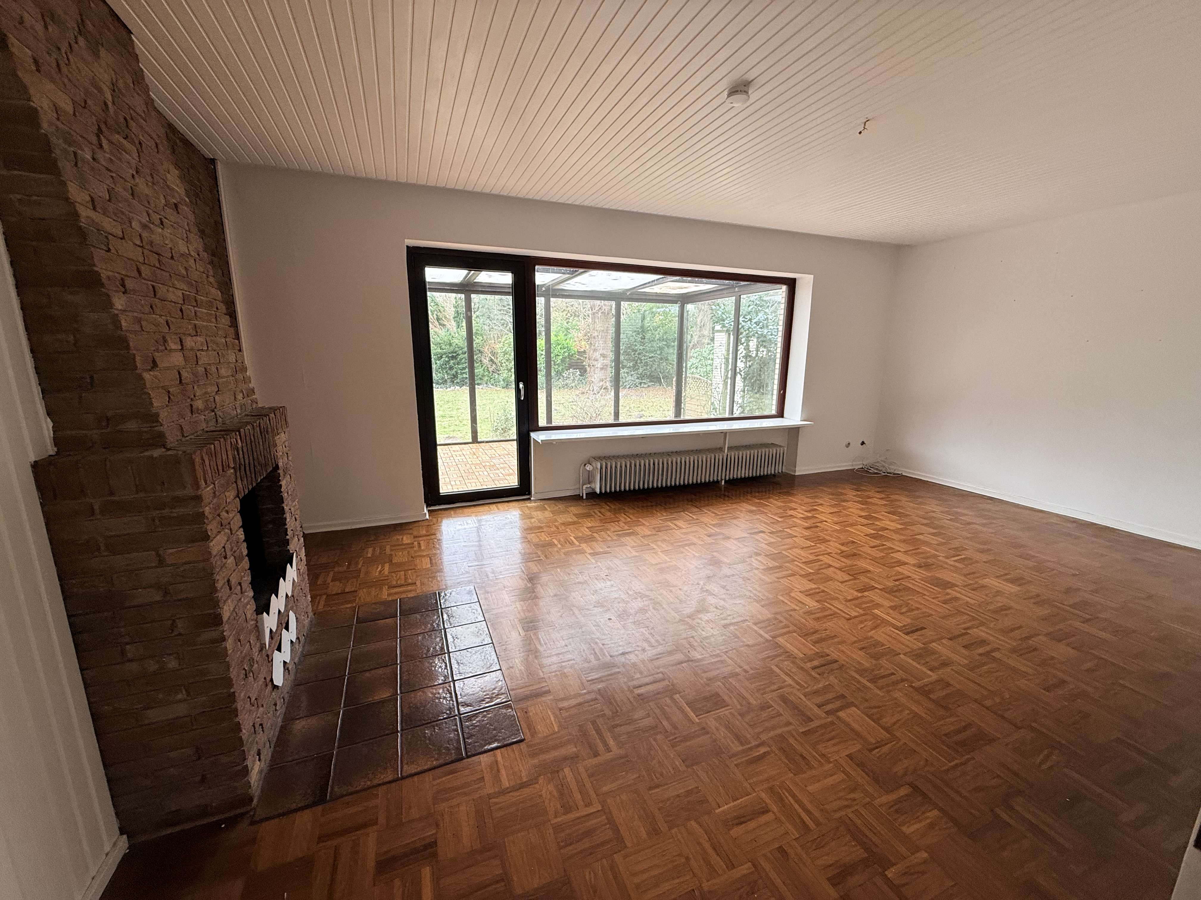 Einfamilienhaus mit Einliegerwohnung mit traumhaftem Grundstück, Hamburg – Bild 2