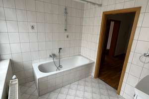 Parkett - moderne EBK*** - Tageslichtbad - im 2.OG - in ruhiger Nebenstraße – Zeißstraße 74, 9131 Hilbersdorf, Chemnitz – Vorschaubild 5