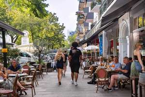Grünes Wohnglück im Generalsviertel: Stilvolle Etagenwohnung in kernsanierter Stadtvilla! – Die vollständige Adresse der Immobilie erhältst du vom Anbieter., 20253 Hoheluft-West, Hamburg – Vorschaubild 20