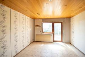 Großzügiges Wohnhaus mit vielseitigen Nutzungsmöglichkeiten in bevorzugter Lage von Höhn – Die vollständige Adresse der Immobilie erhältst du vom Anbieter., 56462 Höhn – Vorschaubild 12