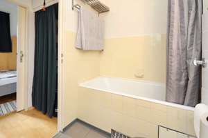 DAS PERFEKTE CITY-APARTMENT - MIT LOGGIA , AUFZUG & PARKPLATZ  - FÜR SINGLES ODER DOUBLES – Berchtesgadener Str. 7, 10779 Schöneberg, Berlin – Vorschaubild 15