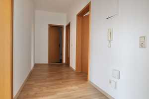 Zentrumsnah • 3-Raum Wohnung • Balkon • in Chemnitz • schöner Grundriss • jetzt besichtigen – Chemnitz – Vorschaubild 5