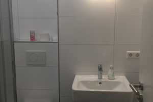 Stilvolle 1-Zimmer-Wohnung mit Balkon und Top-Anbindung in Karlsruhe  – Lötzener Straße 18, 76139 Karlsruhe – Vorschaubild 3