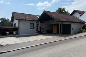 Gemütliches Einfamilienhaus mit großem Garten, Terrasse & Sauna  – Pfarrer Bäumler Straße 10, 84166 Adlkofen – Vorschaubild 2