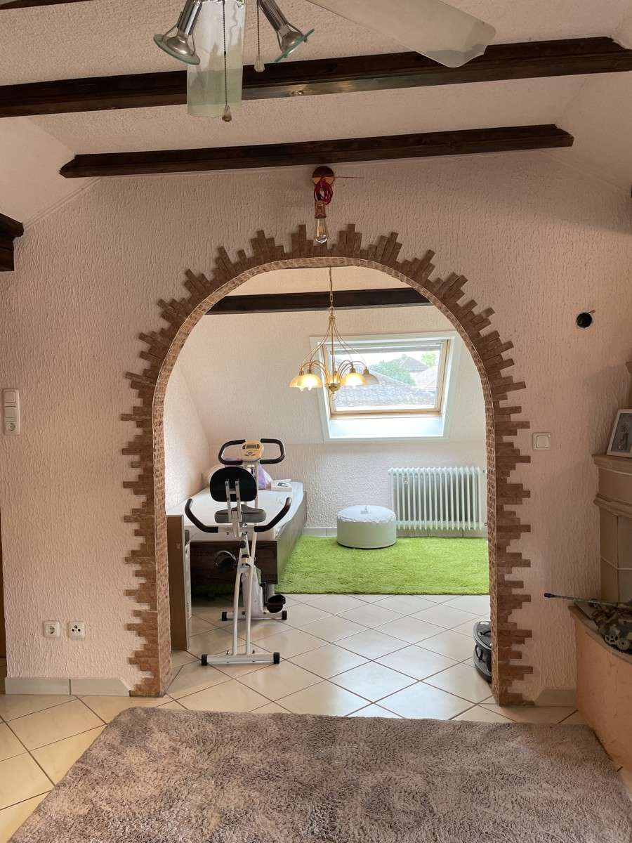 Immobilie in Florstadt - Einfamilienhaus im Bungalowstil mit großem Garten und Terrasse - Bild 23