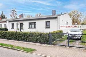 IMMOBERLIN.DE - Exquisiter Bungalow mit Südwestgarten in Wohlfühllage – Die vollständige Adresse der Immobilie erhältst du vom Anbieter., 14513 Teltow – Vorschaubild 2