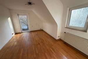 EINFAMILIENHAUS MITTEN IN UNTERKOCHEN AUF GROßEM GRUNDSTÜCK – Die vollständige Adresse der Immobilie erhältst du vom Anbieter., 73432 Unterkochen, Aalen – Vorschaubild 11